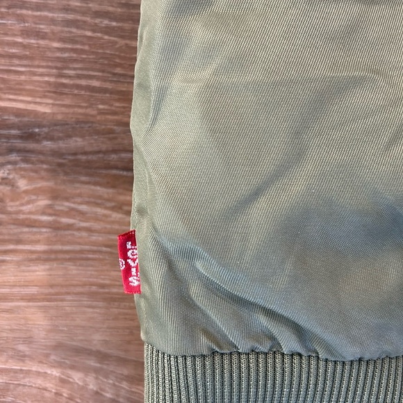 Levi's Bomber Jacket Boys Small Green Nylon Logo Embroidered Patch Zipsw/pockets - Picture 9 of 15